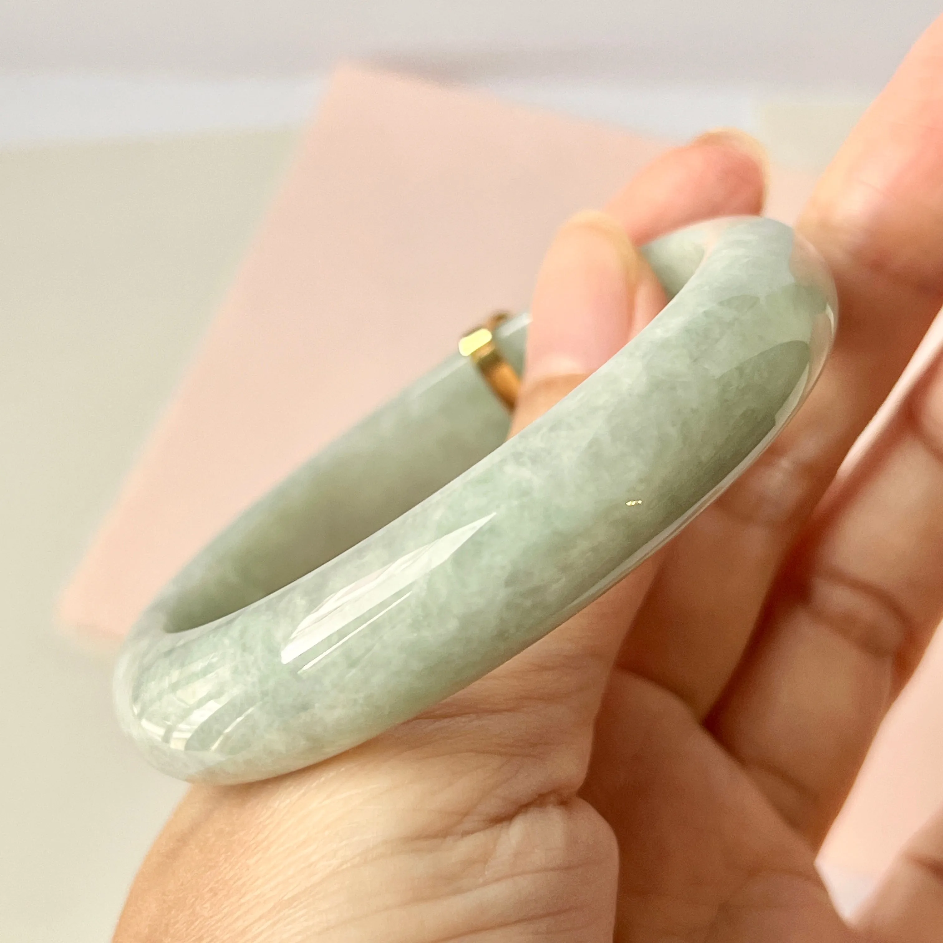 52.5mm A-Grade Natural Light Green Jadeite Modern Round Bangle with P.Petals Embellishment No.151978