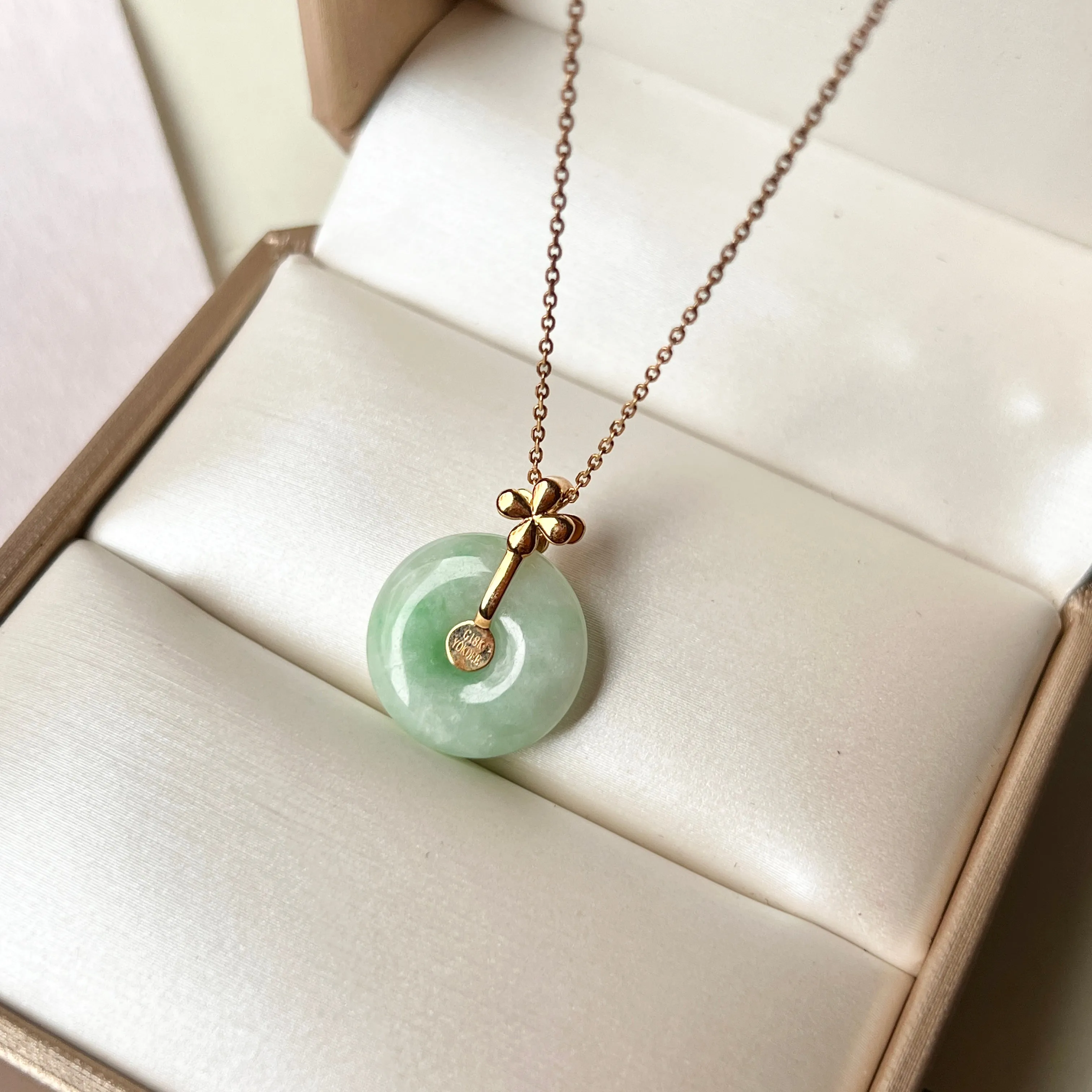 A-Grade Jadeite P.Petals Lilac Flower Donut Pendant No.172421