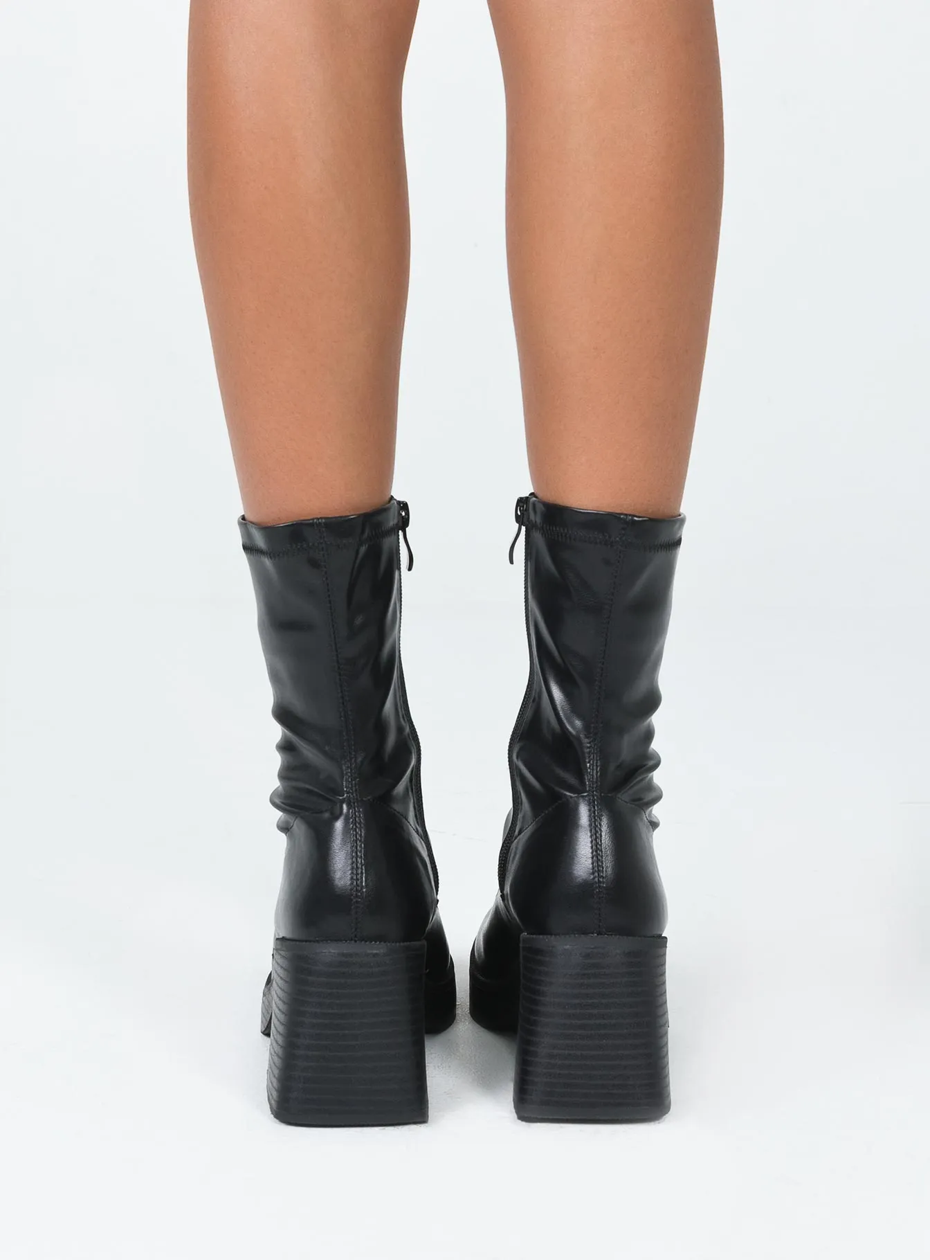 Alter Ego Boots Black