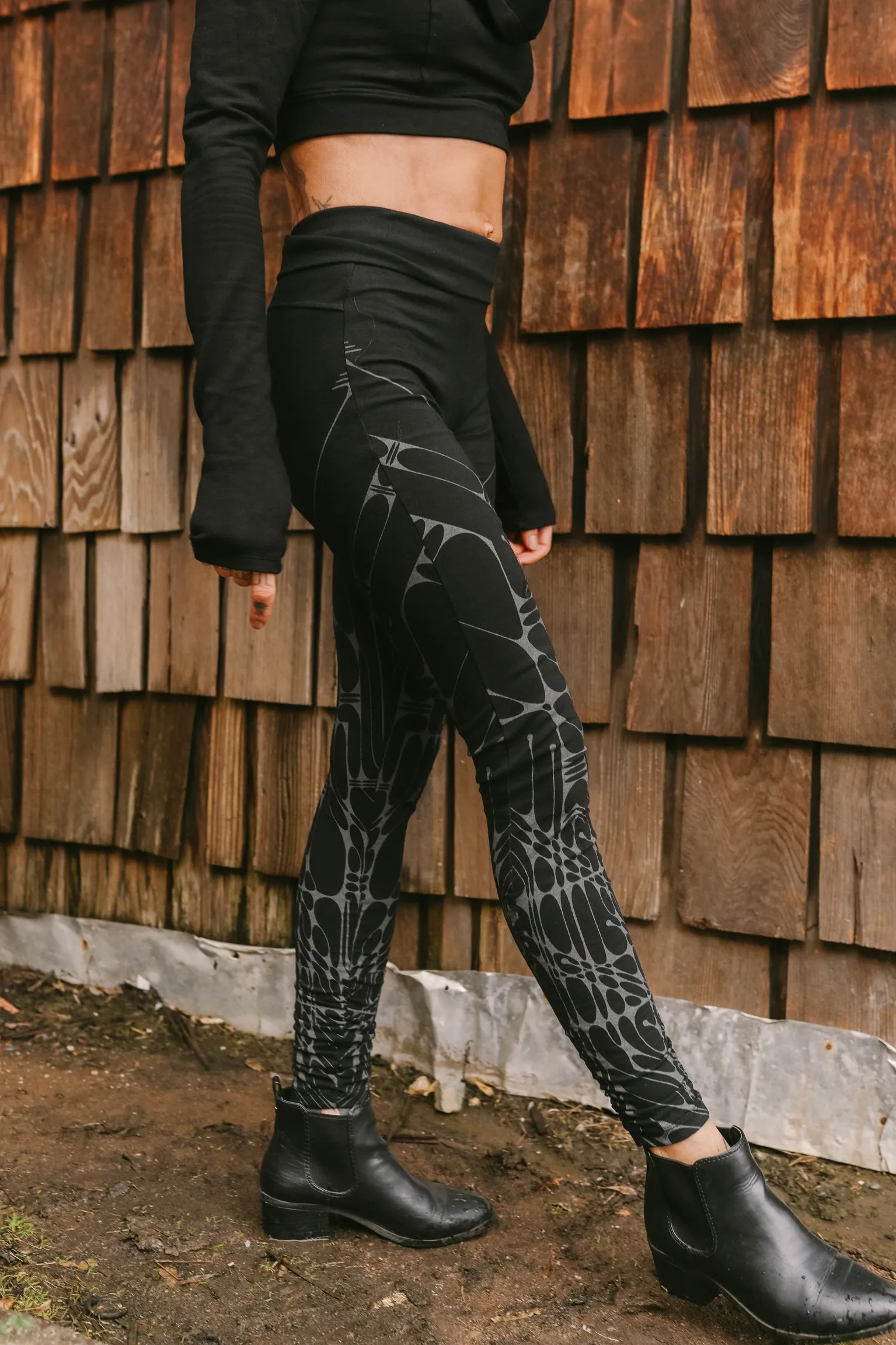 Arrow Leggings - Black/Gray