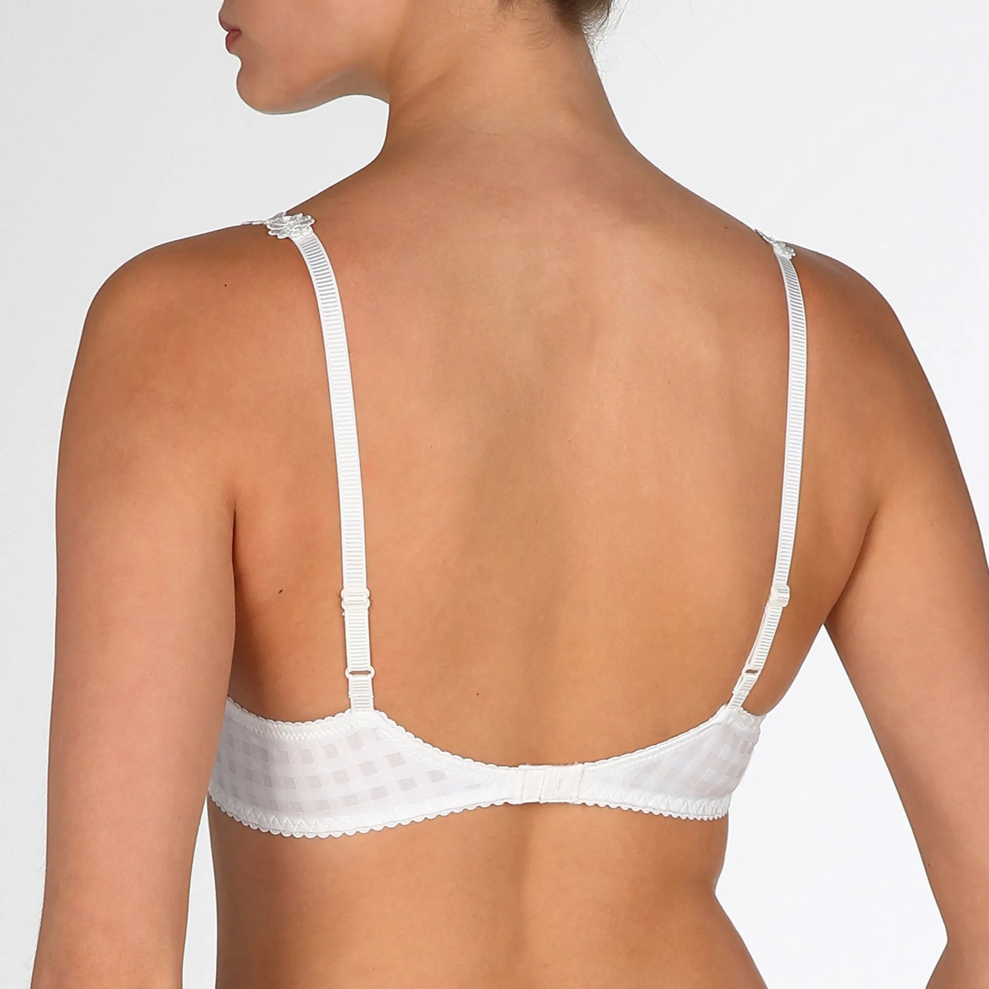 Avero Formed Cup Plunge Bra (Ivory) B-F