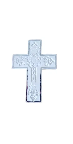 Avignon ceramic wall cross in White and Silver Platinum