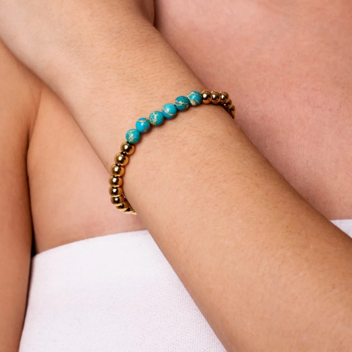 Awe | 18k Gold | Ocean Emperor Gemstone | Expression Bracelet