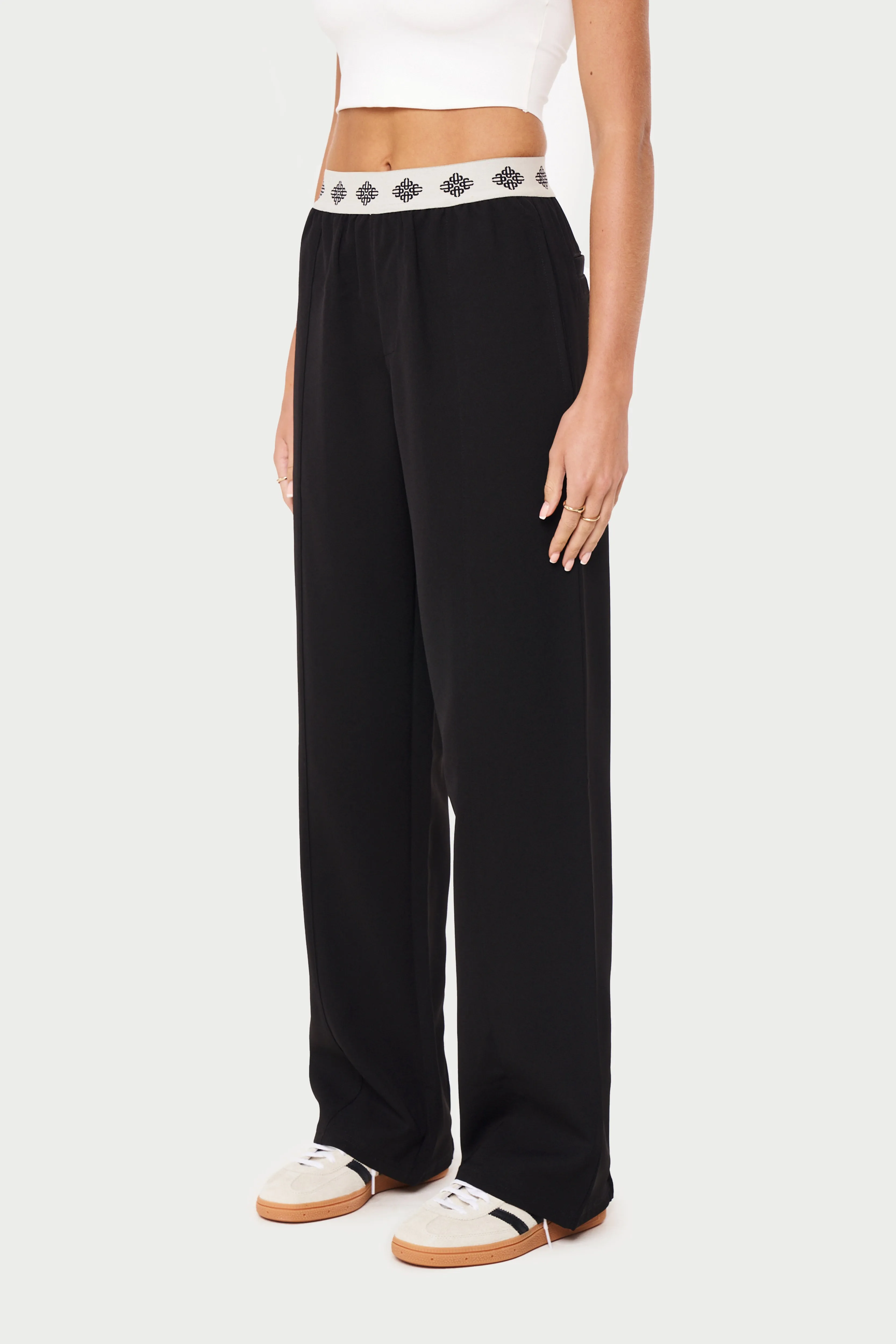 BRANDED WAISTBAND TAILORED PANT - BLACK