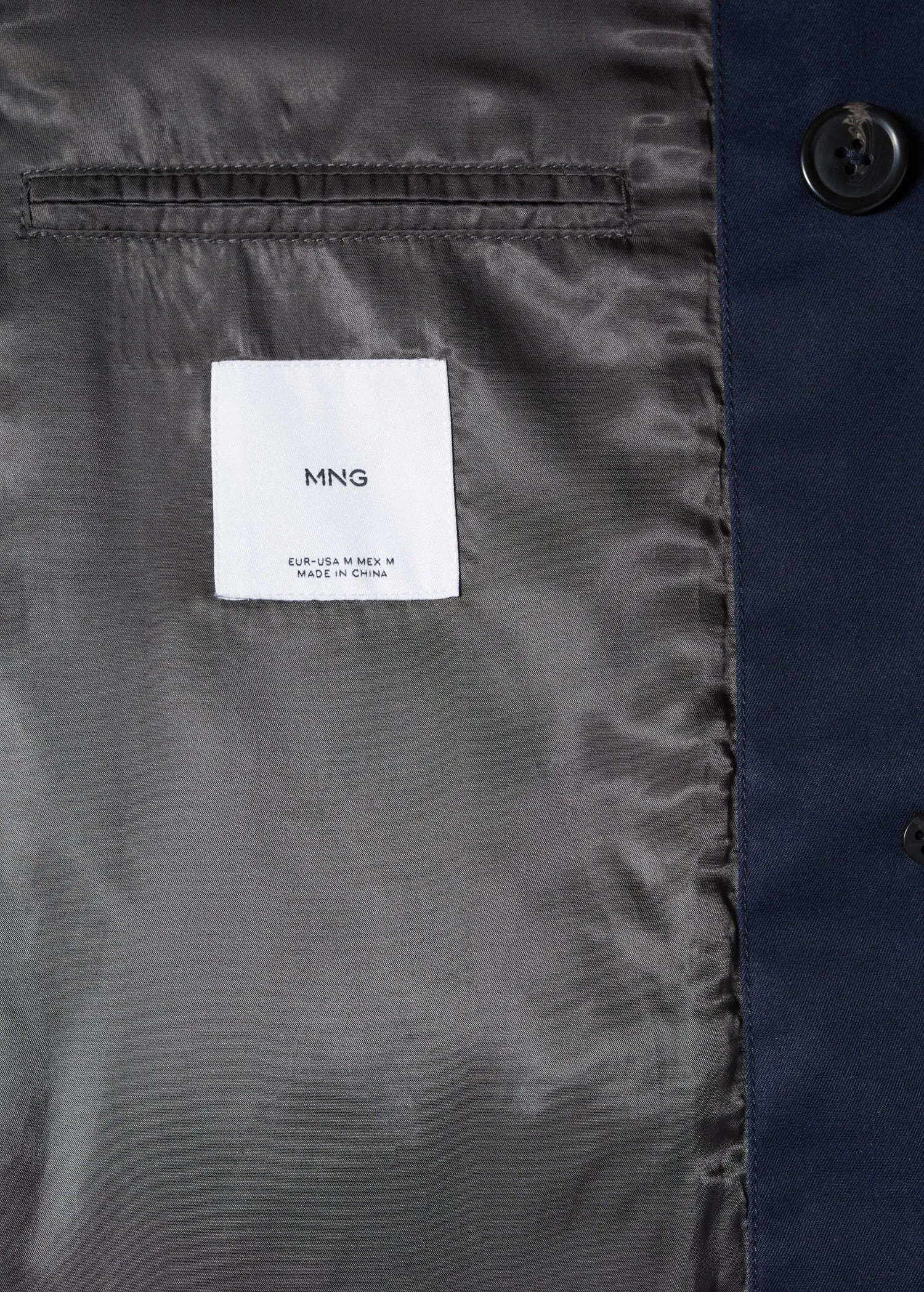 Classic water-repellent trench coat