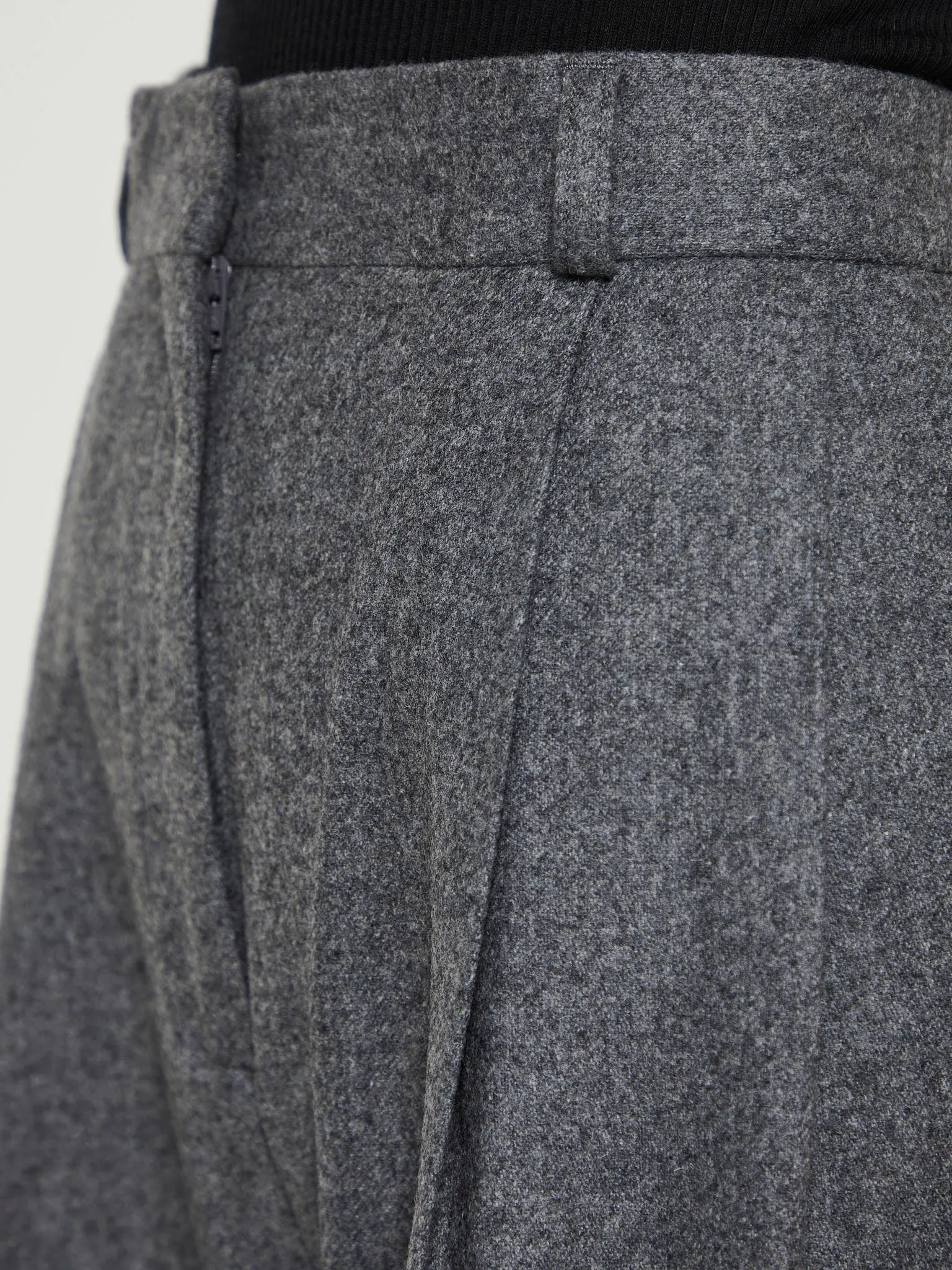 Double-Pleated Tailored Trousers in Grey Melange