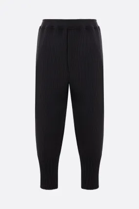 Fluted rib knit tapered trousers