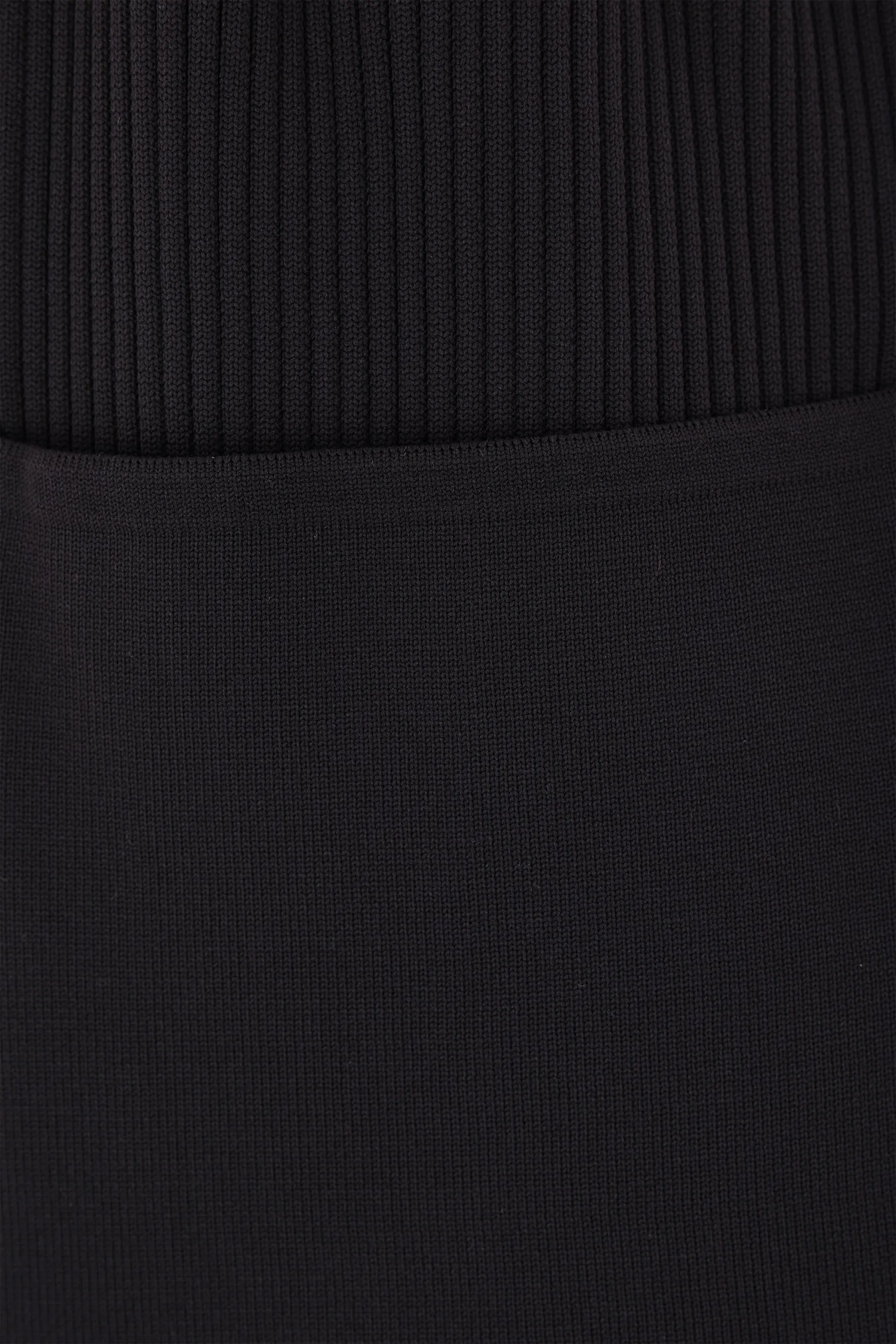 Fluted rib knit tapered trousers