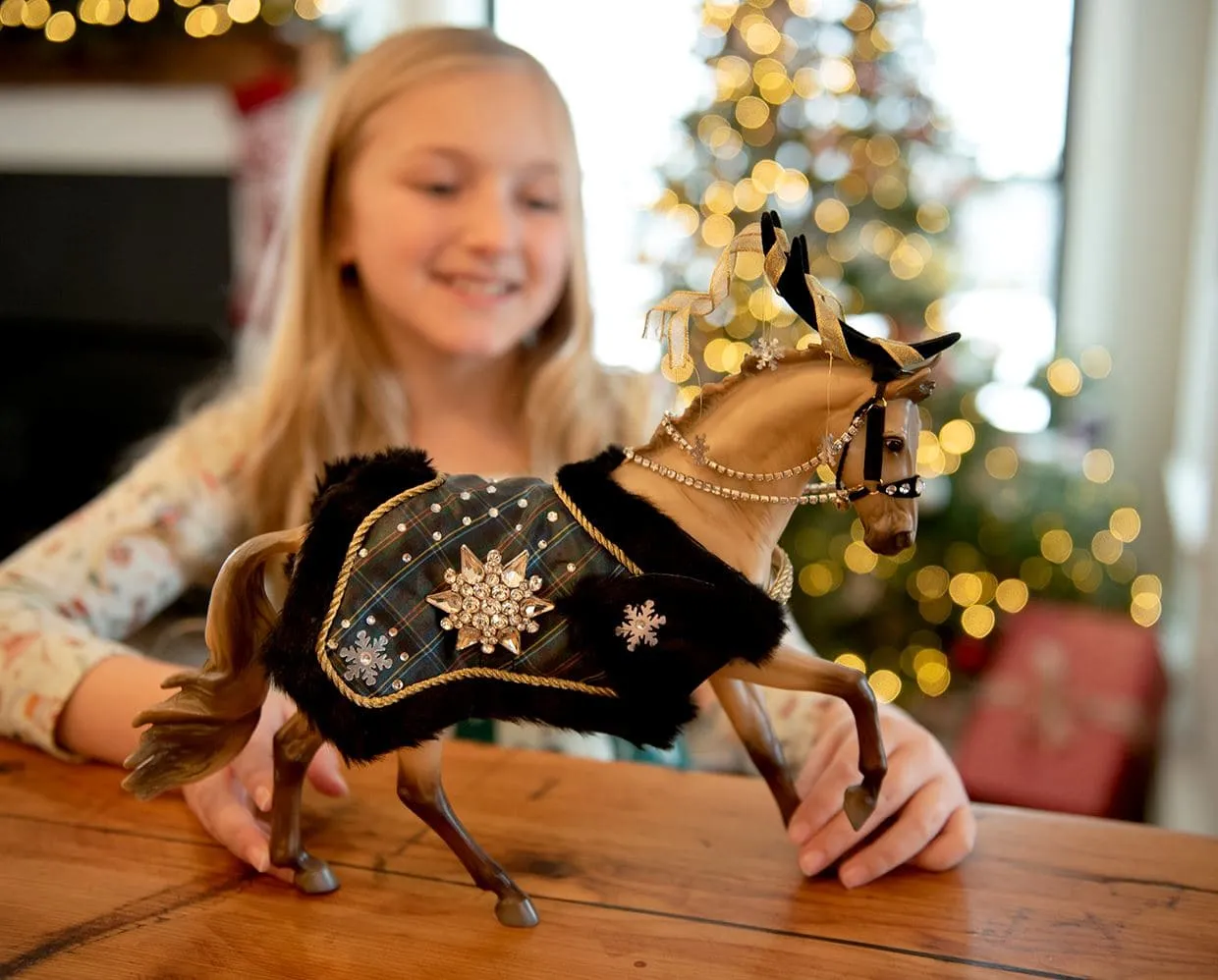 Highlander | 2023 Holiday Horse