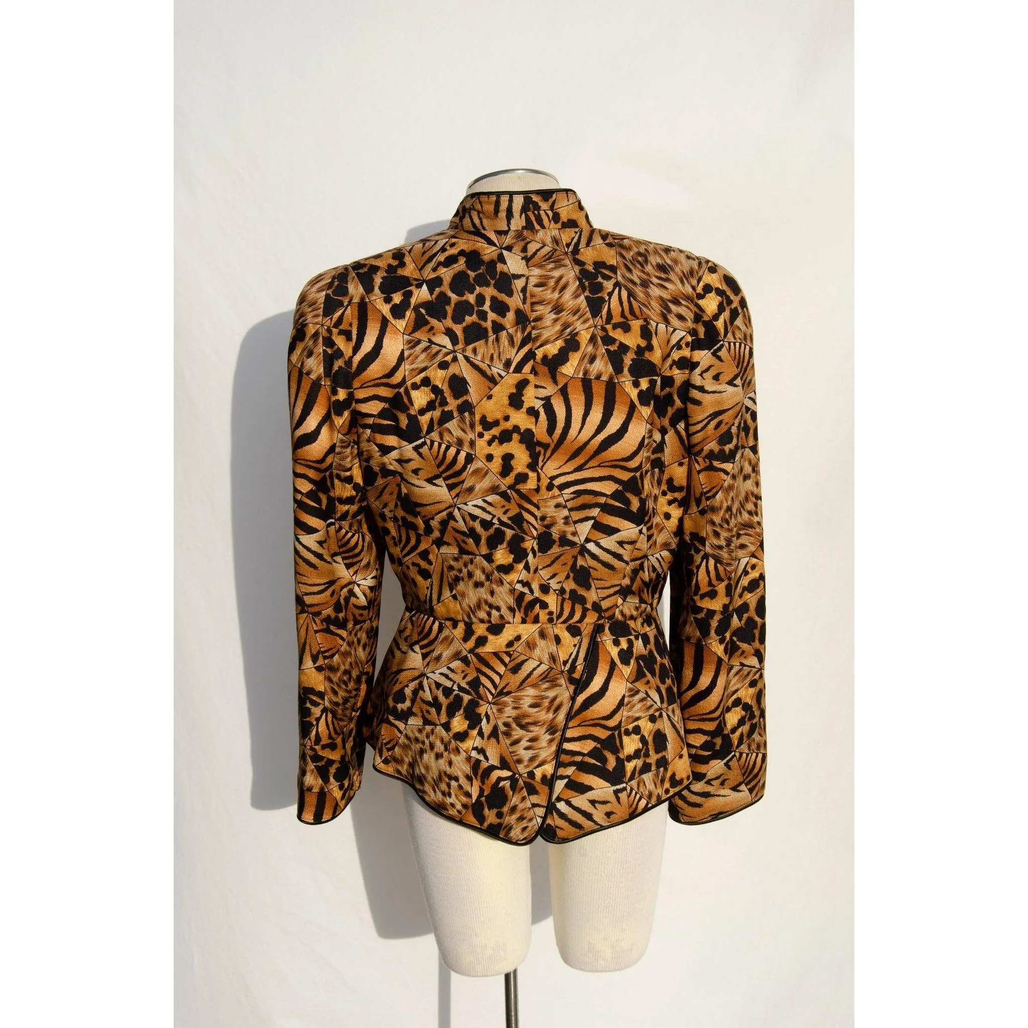 LOUIS FERAUD Vintage 1980s Animal Kingdom Print Jacket | Size M-L