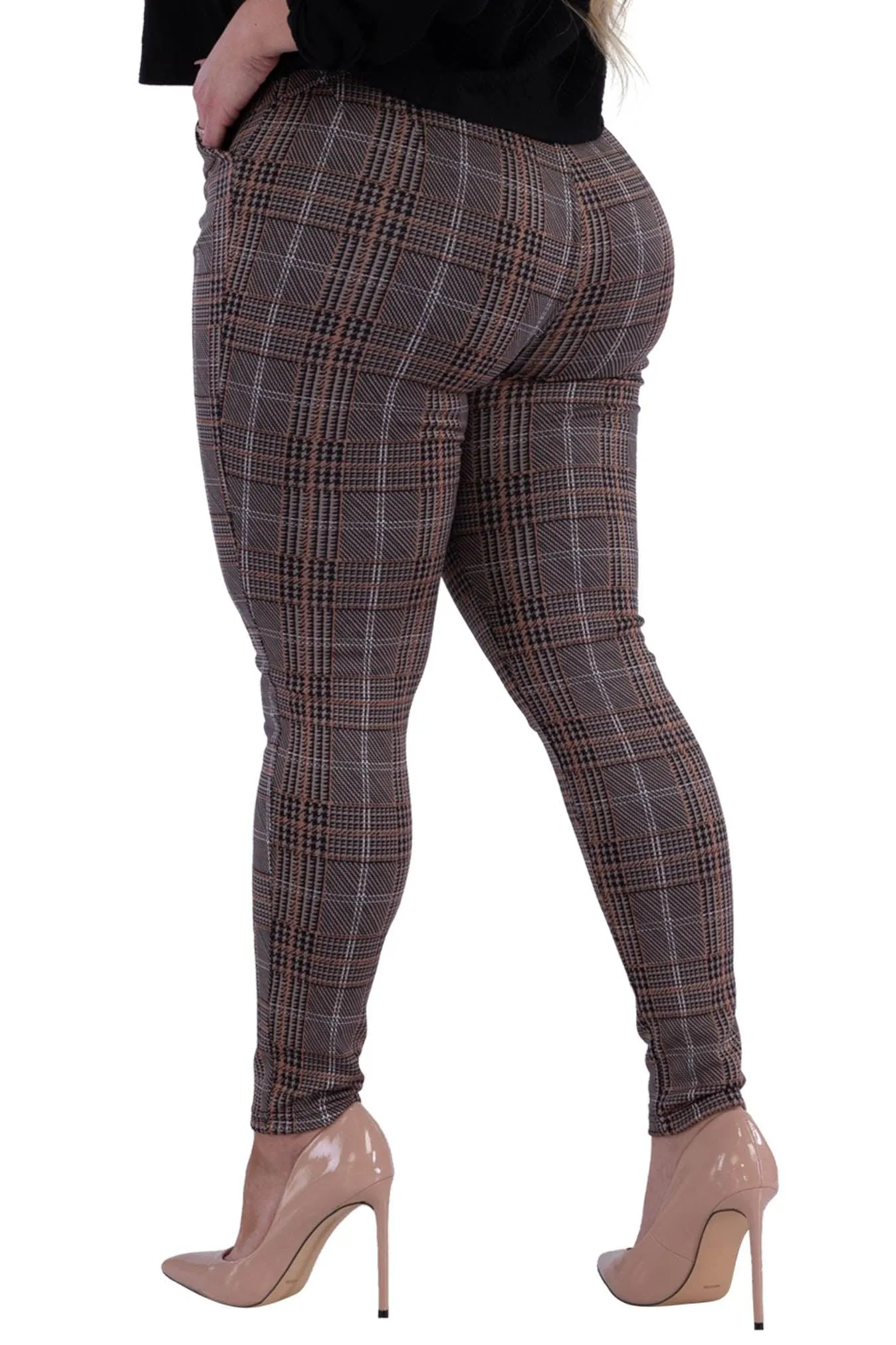 Plus Size Sculpting Treggings With Faux Leather Belt - Khaki & Black Plaid