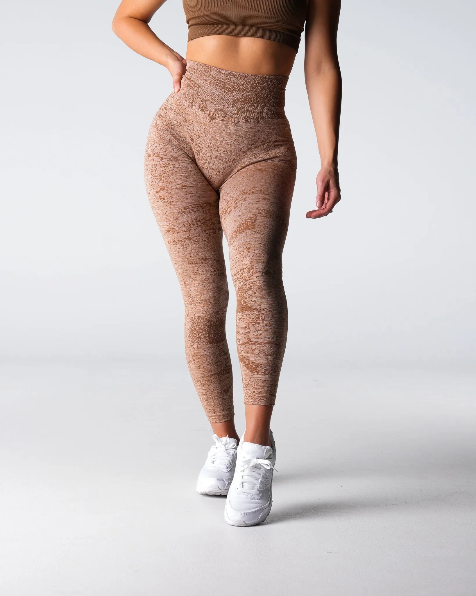 Sand Digital Seamless Leggings