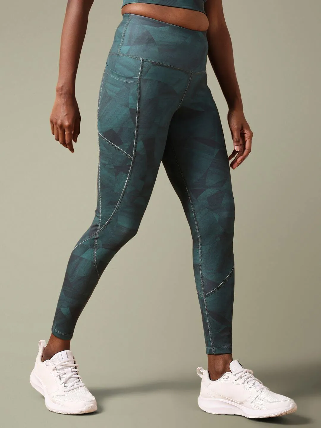 Stellar Green Cross Back Crop Top & Aura Leggings