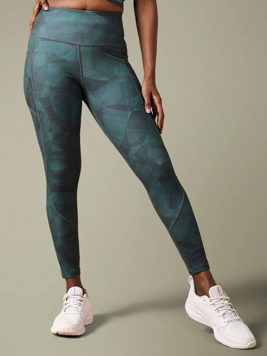 Stellar Green Cross Back Crop Top & Aura Leggings